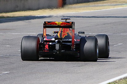 Pirelli: "Testauto's voor 2017 moeten meer downforce genereren"