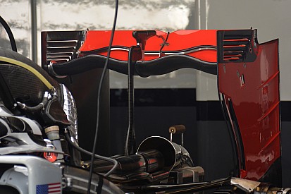Haas introduceert 'golvende' achtervleugel