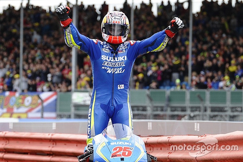 Viñales se estrena a lo grande en MotoGP