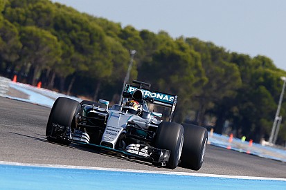 Mercedes приступила к тестам новых шин Pirelli