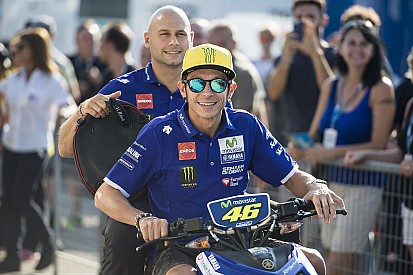 Valentino: "Ritirare il numero 46 dalla MotoGP? Non saprei..."