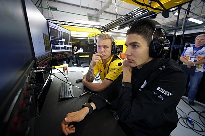 A Mercedest Rosberg és Ocon terelgeti a barcelonai teszten!