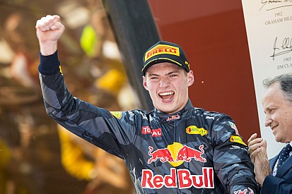 Verstappen: „Csak egy holland srác, aki élvezi az életét”