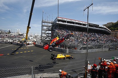 A repülő holland Monacóban: Verstappen