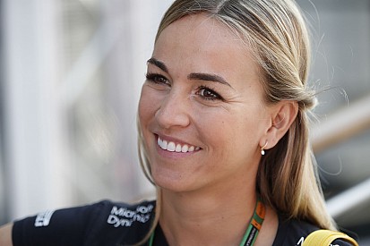 Carmen Jorda fehérben jótékonykodott!