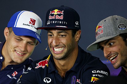 Ricciardo már New Yorkban nevetgél: ennyi volt a dráma?