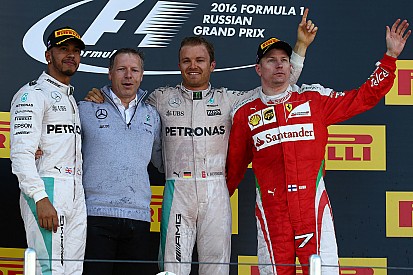 GP Rusia: Rosberg tak terbendung lagi, bencana bagi Vettel