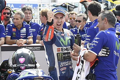Lorenzo terug aan de top: pole-position op Misano