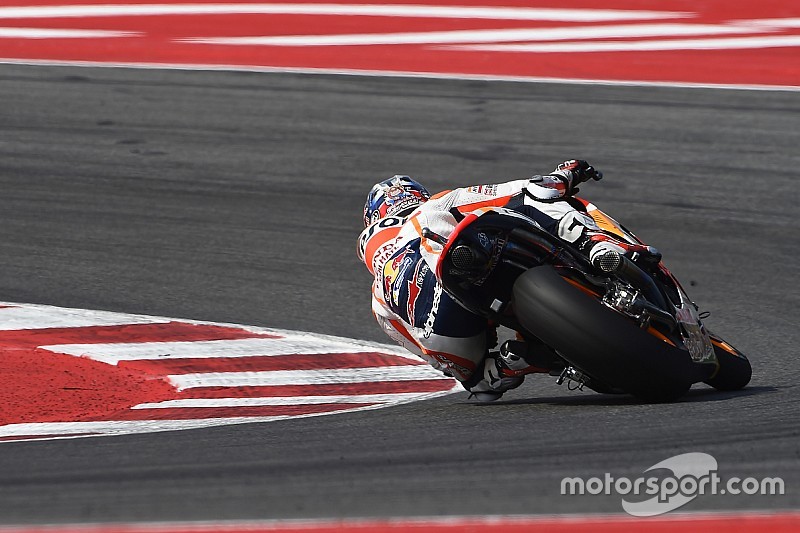 Márquez y Pedrosa estrenan el motor de 2017