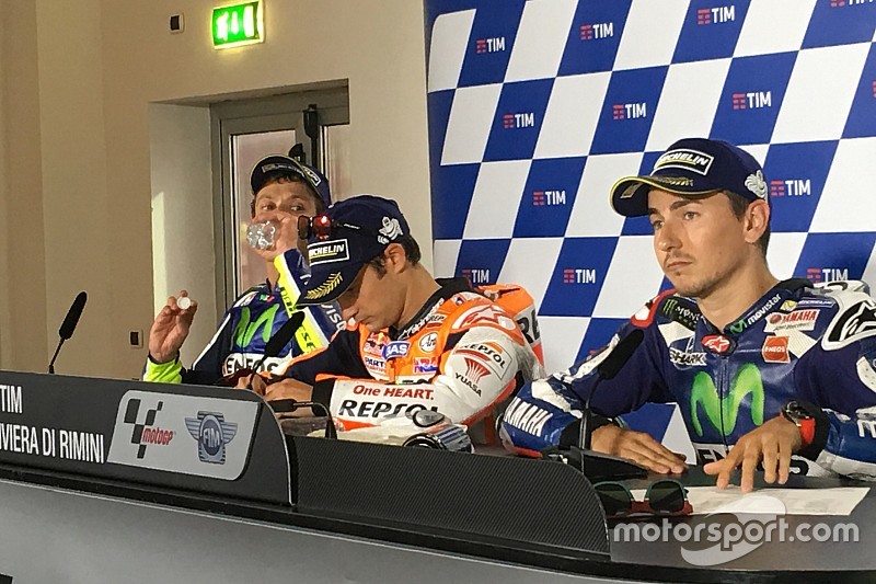 Rossi y Lorenzo, juntos en un evento diez días después de su ‘bronca’