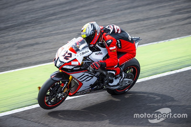 Savadori, el más rápido en Lausitzring; Rea pasará por la Superpole1