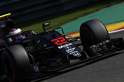 Apple может приобрести McLaren