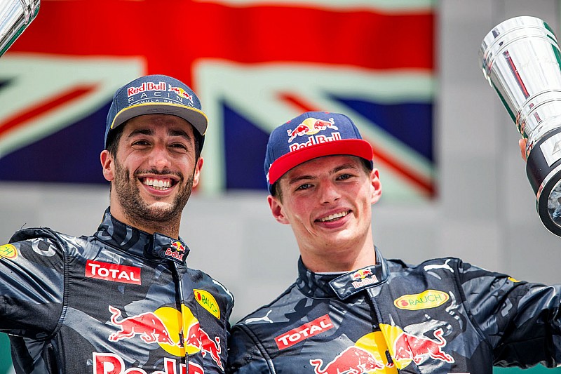 Ricciardo: “Verstappen stuwt me naar hoger niveau