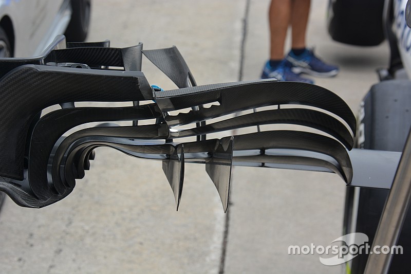 Технічний брифінг: зубці переднього крила Williams FW38