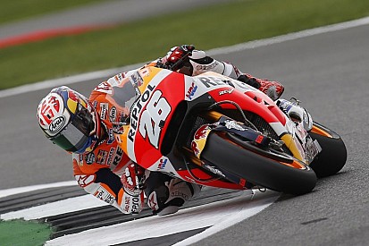 MotoGP: Pedrosa őrült győzelmet aratott a 8. helyről Rossi hazai közönsége előtt! A Doktor második Lorenzo előtt!
