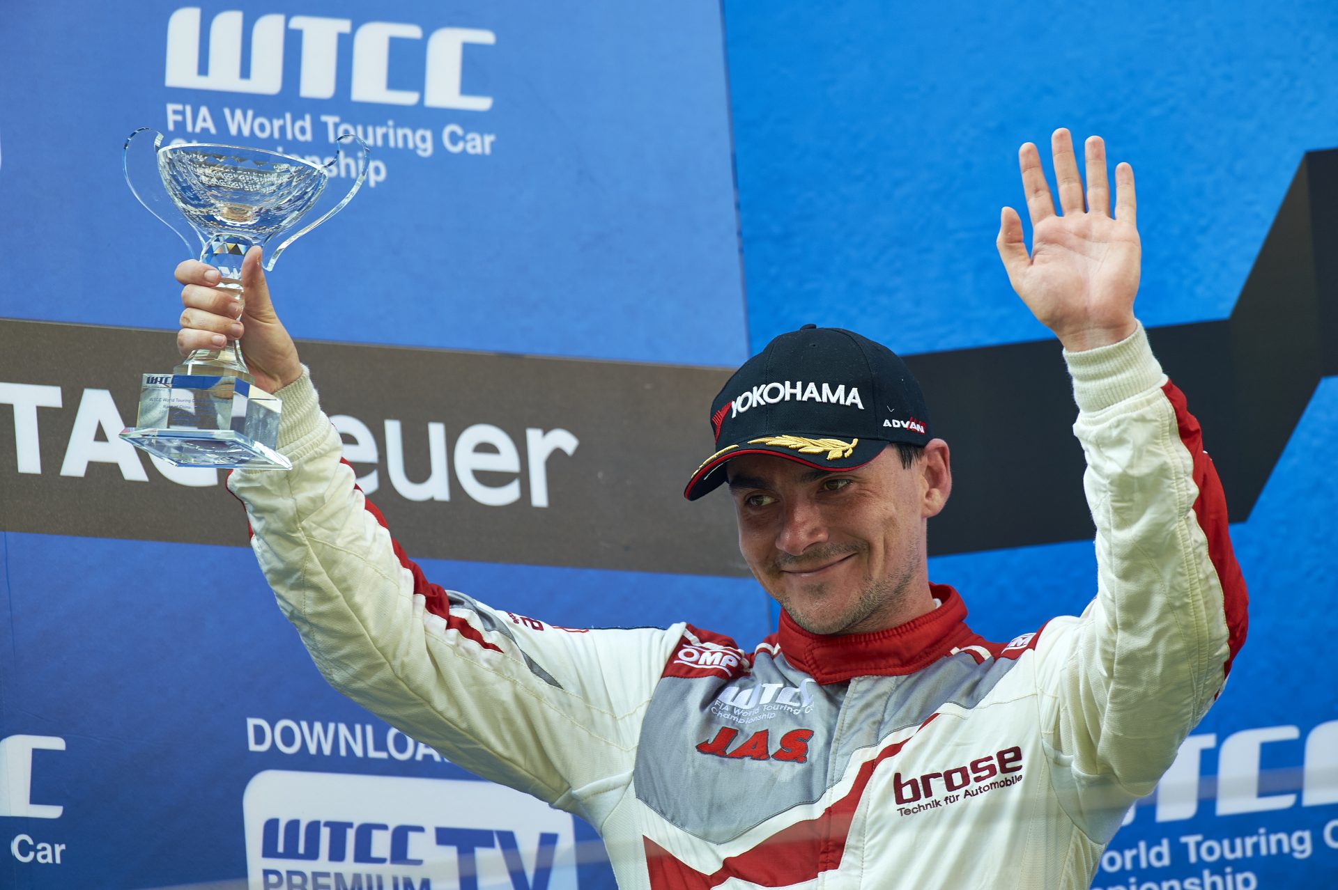 Michelisz nagyon csalódott, hiszen pár kanyar választotta el a győzelemtől