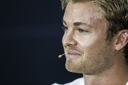 Rosberg szerint ma Hamilton egyszerűen túl gyors volt, de holnap legyőzné
