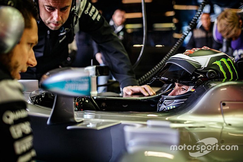 Lorenzo realizza il suo sogno: ha provato la Mercedes di Hamilton