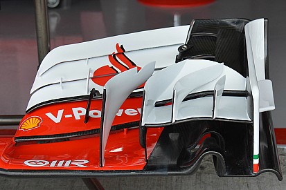 Técnica: diferentes alerones del Ferrari SF16-H en Japón