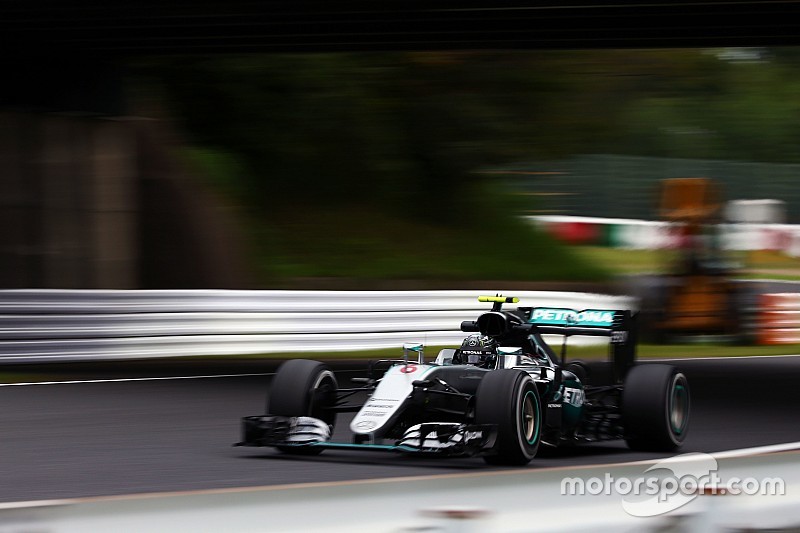 Rosberg bovenaan in laatste oefensessie Japan, Verstappen vierde