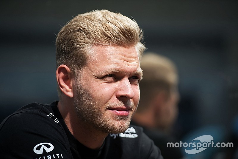 Magnussen berharap dapat jadi rekan satu tim Hulkenberg