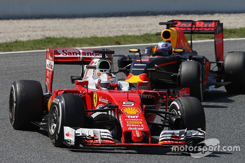 Ricciardo - Vettel va