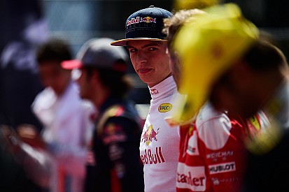 Verstappen: "No se le puede dar gusto a todo el mundo"