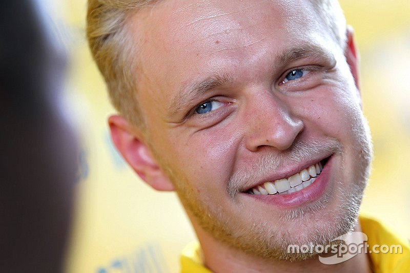 OFICIAL: Kevin Magnussen correrá con Haas en 2017