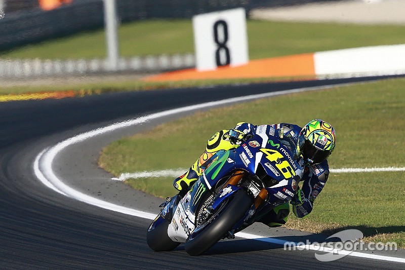 Márquez lidera al mediodía, con Rossi y Viñales muy cerca