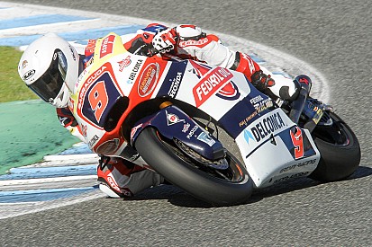 Navarro se lesiona en los test de Moto2 de Valencia
