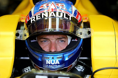 В Renault назвали условие продления контракта с Палмером