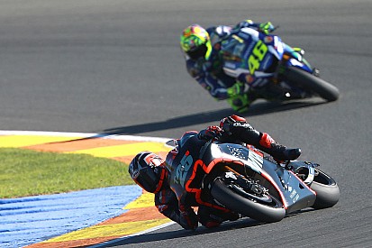 Viñales, encantado con la nueva Yamaha en Sepang