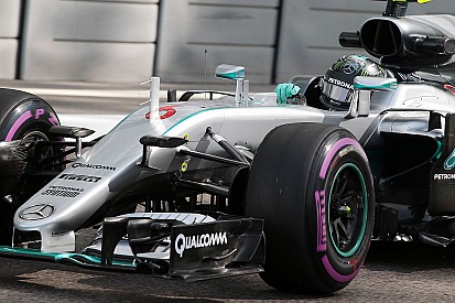 Rosberg intenta mantener la calma: "Voy a por la victoria"