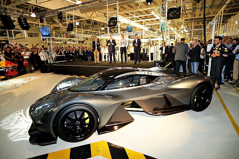 De nouveaux détails sur l'AM-RB 001