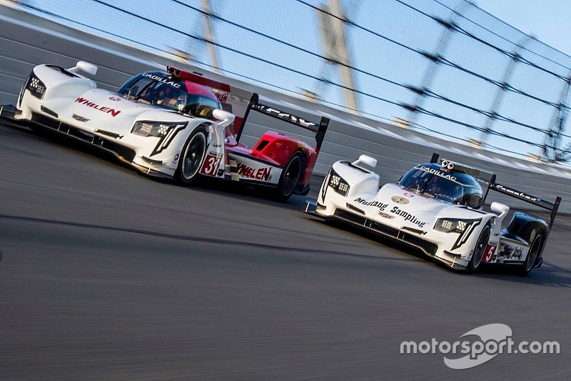 Cadillac lidera un triplete en Daytona
