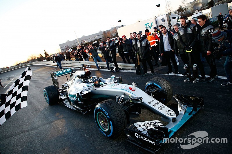 Відео: останній заїзд Ніко Росберга за кермом Mercedes W07
