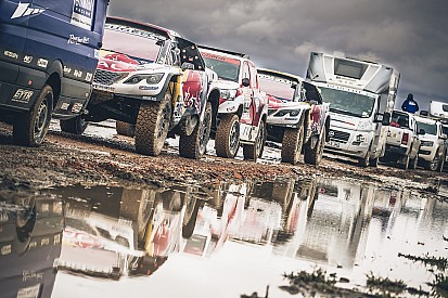 Terjadi tanah longsor, Stage 9 Reli Dakar dibatalkan