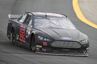Rick Ware Racing correrá de tiempo completo en NASCAR Cup