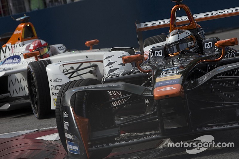 Duel tussen Dragon Racing-teamgenoten zorgt voor spanning