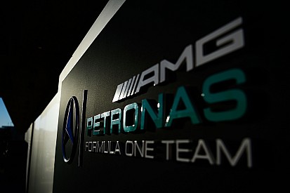 В Force India рассказали о «беспрецедентном прогрессе» Mercedes