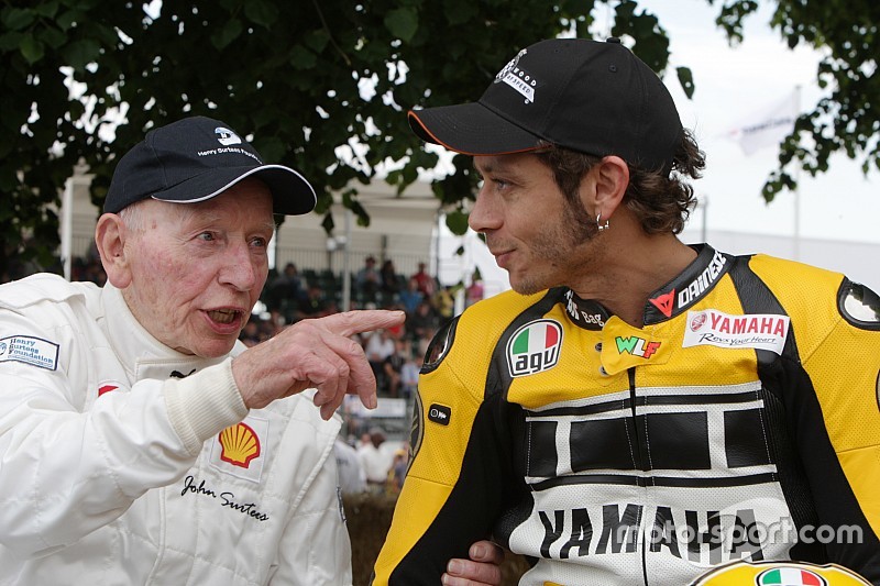 Hamilton y Rossi despiden a John Surtees:
