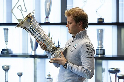 Rosberg'in F1 Pilotlar Şampiyonluğu kupası kaybolmuş
