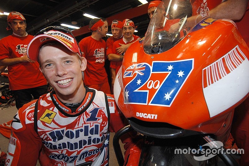 Галерея: 10 років тому Стоунер приніс поки що єдиний титул Ducati
