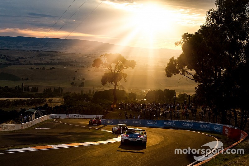 12h Bathurst 2018: Starterliste mit 60 Autos