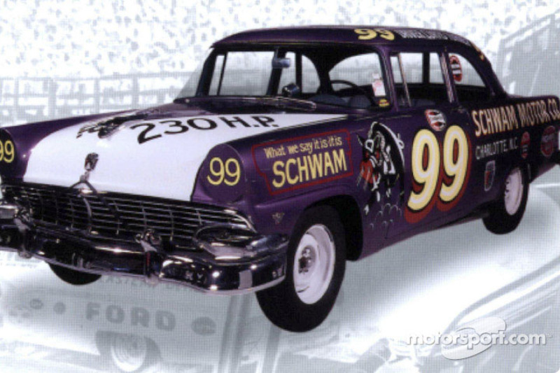 Los Hogs púrpuras eran primera fábrica de Ford con autos stock de NASCAR; fueron construidos en Dear