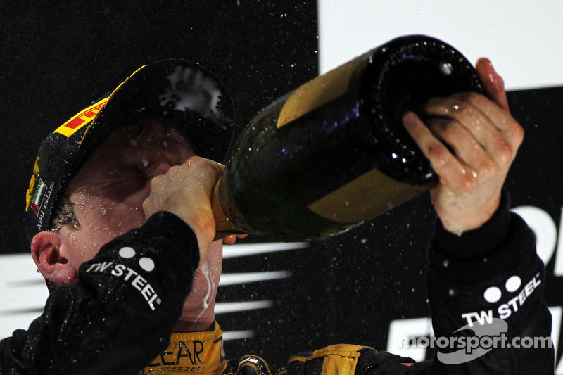 Переможець гонки Кімі Райкконен, Lotus F1 Team