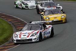 #1 Callaway Competition 雪佛兰克尔维特 Z06.R GT3: 丹尼尔·凯尔维茨, 安德利亚斯·维尔特