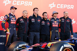 Scuderia Toro Rosso STR10, Max Verstappen, Scuderia Toro Rosso; Paolo Marabini, Responsabile del Desing Scuderia Toro Rosso; James Key, Direttore Tecnico Scuderia Toro Rosso; Matteo Piraccini, Responsabile Design Scuderia Toro Rosso; Franz Tost, Scuder
