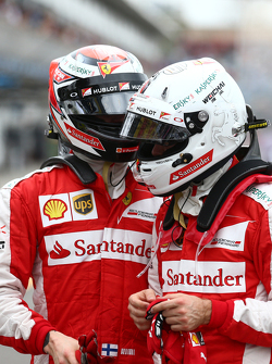Sebastian Vettel, Ferrari SF15-T e Kimi Raikkonen, Ferrari