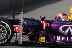 Pierre Gasly, Red Bull Racing RB11 Piloto de pruebas corriendo el equipo de sensor